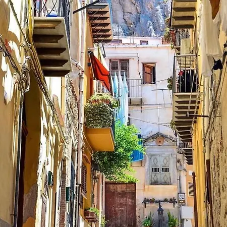 Holiday home Mimi Cefalu