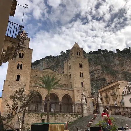 Mimí Cefalù